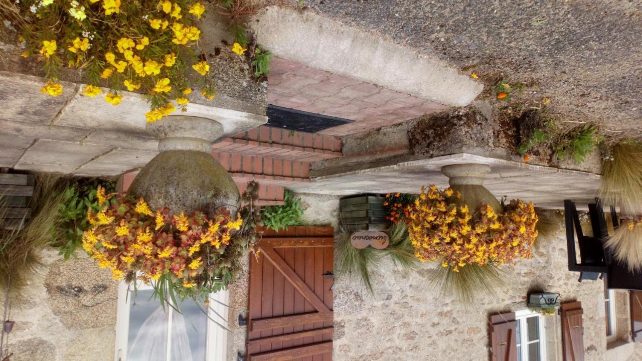 Au Coeur De La Nature Saint-Malo-du-Bois Eksteriør bilde