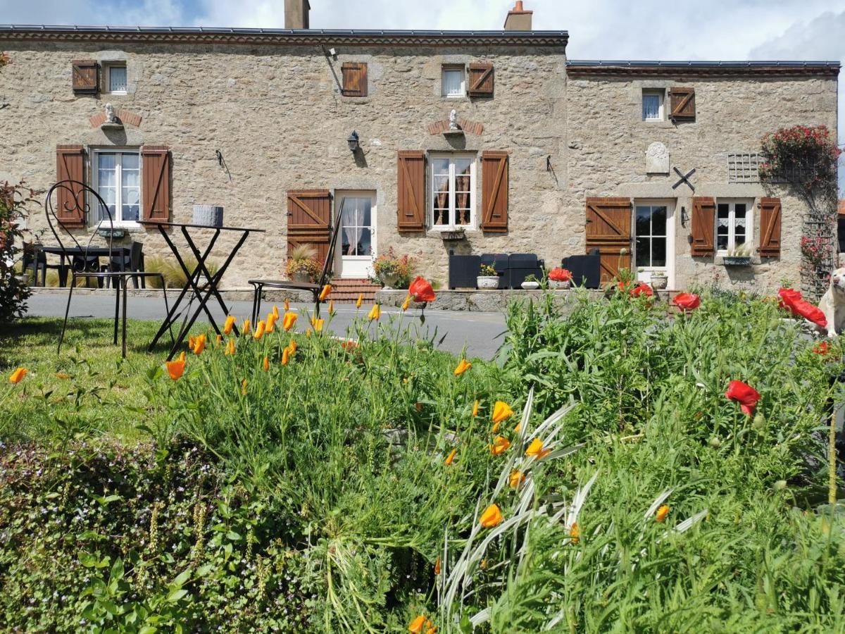 Au Coeur De La Nature Saint-Malo-du-Bois Eksteriør bilde