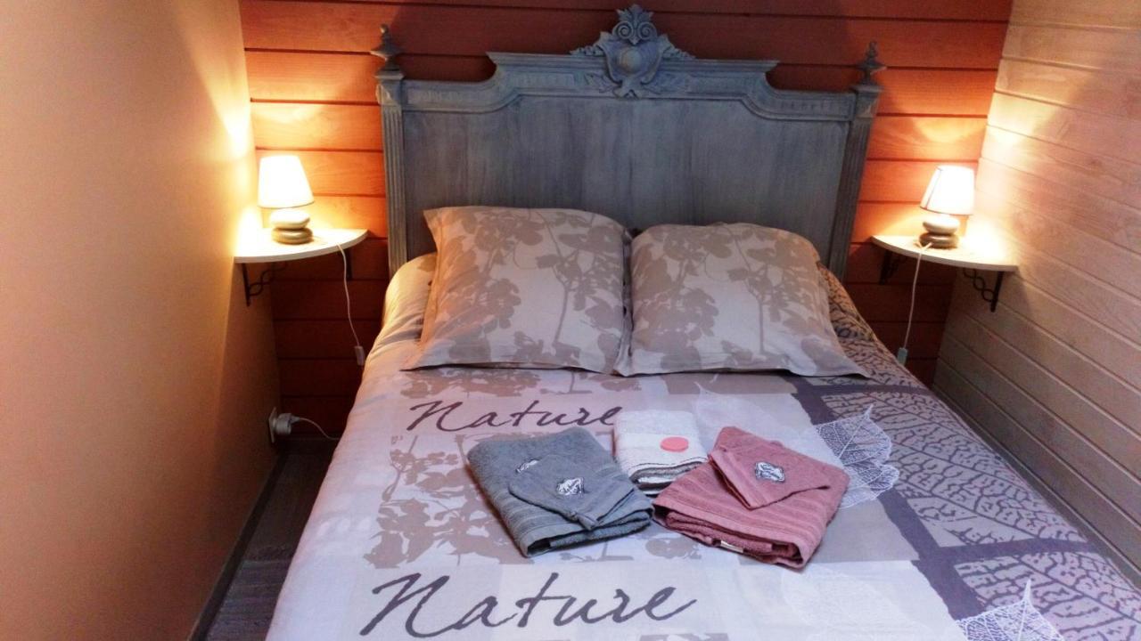 Au Coeur De La Nature Saint-Malo-du-Bois Eksteriør bilde